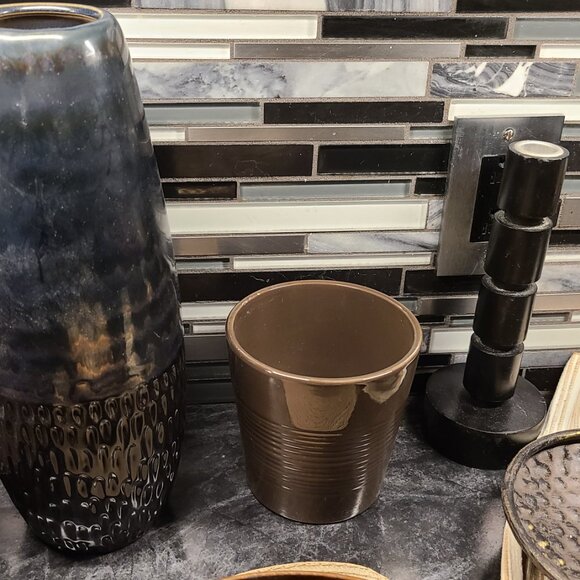 Home Decor Bundle - Picture 5 of 5